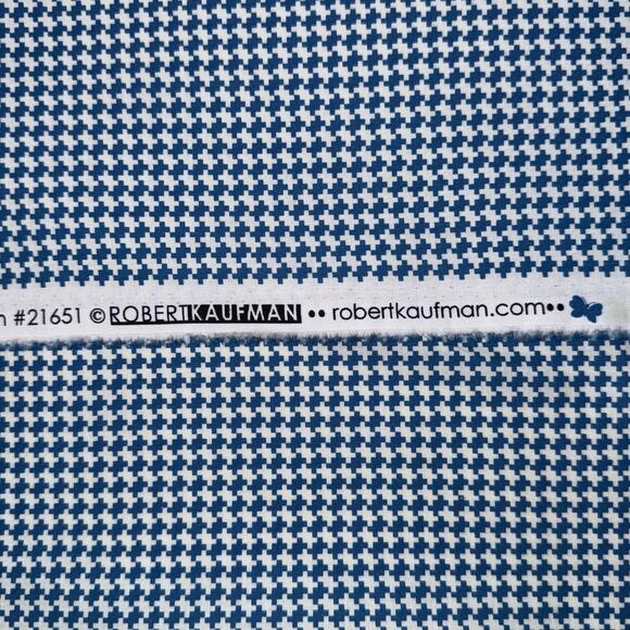 Blue Houndstooth | Flowerhouse All a Flutter | Robert Kaufman Fabrics | 1/2 Yard - Picture 6 of 6